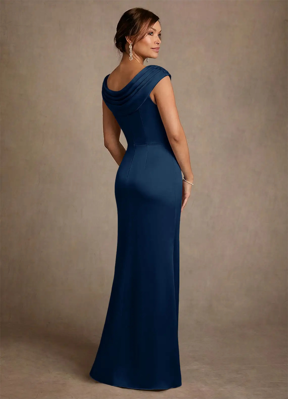 Vestido de Mãe da Noiva Elegan - Elegant Satin Evening Gown Split avaliação e preço